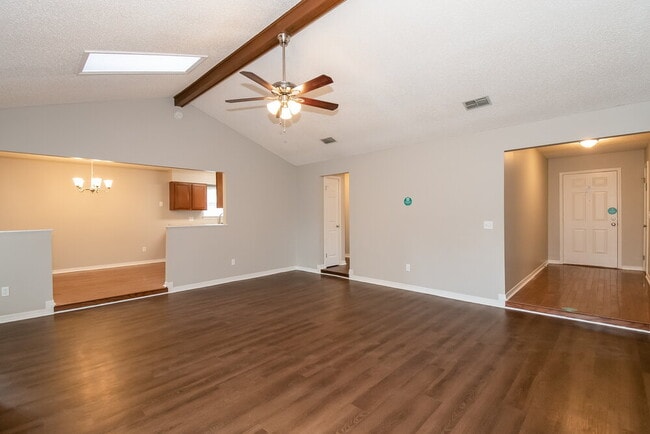 Building Photo - 11544 Oak Park Dr