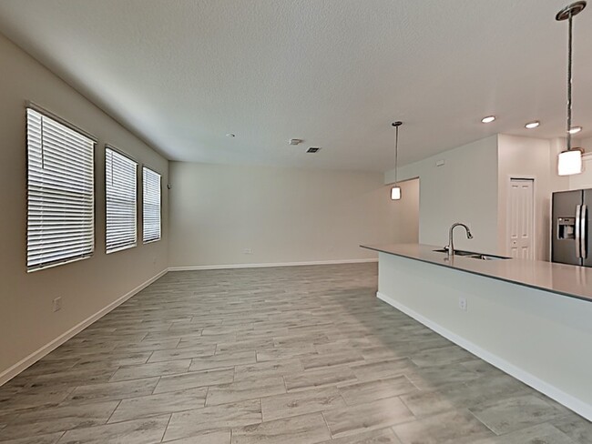 Photo - 9372 Tecumseh Dr House