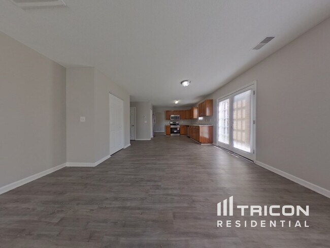 Building Photo - 482 Fox Trot Dr