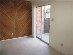 Foto del edificio - 5321 Pinewilde Dr