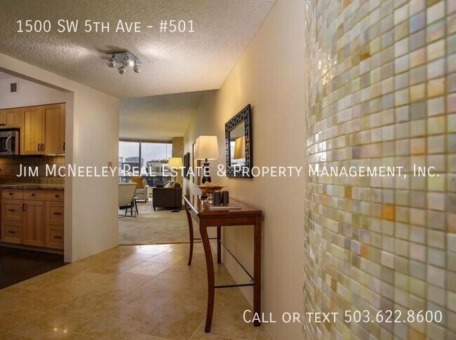 Foto del edificio - Beautiful Renovated Apartment in Portland ...