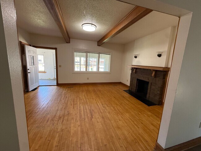 Foto del edificio - Large House for Rent