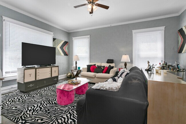 Foto del edificio - 4148 Warwick Blvd