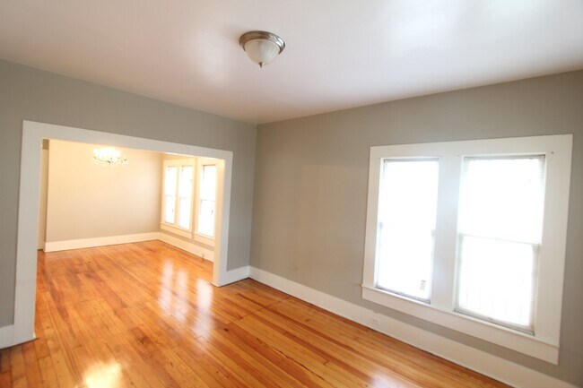 Foto del edificio - Bush Hills Beauty - 3 Bedroom 2 Bath