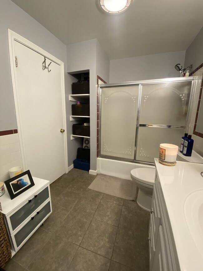 Foto del edificio - 8 Centre St