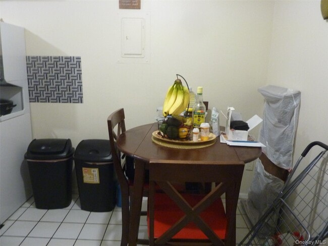 Building Photo - 35 Park Ave