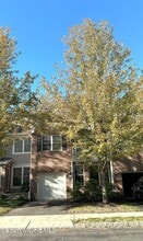 Building Photo - 35 Ironwood Ct