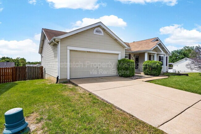 Foto del edificio - 166 Royallprairie Ln