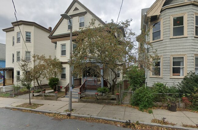 Building Photo - 74 Weld Hill St