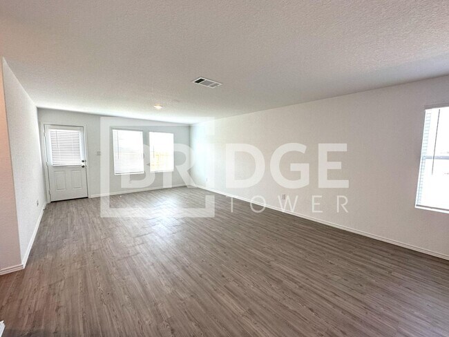 Building Photo - 2416 Lake Hills, New Braunfels, TX 78130