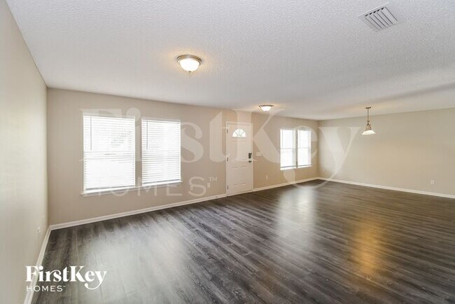 Foto del edificio - 11293 Martin Lakes Dr N