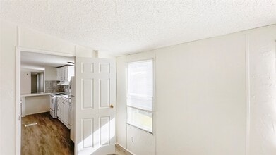 Building Photo - 1202 US-190