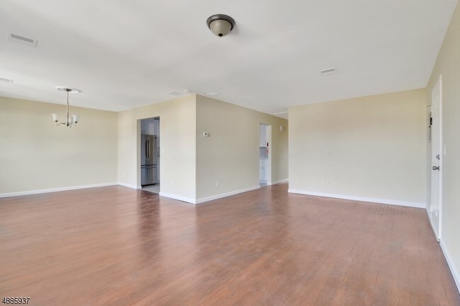 Building Photo - 41 Lombard St