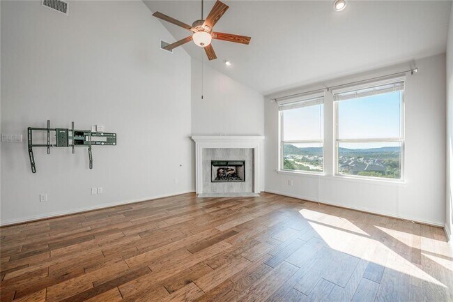 Foto del edificio - 2533 Milan Meadows Dr