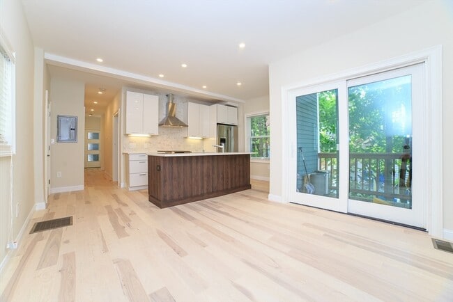 Foto del edificio - 189 I St