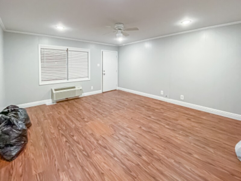 Primary Photo - 1601 N 7th St