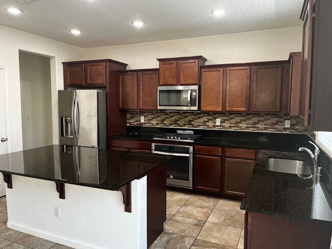 Foto del edificio - Excellent Witney Ranch 4 Bedroom, 3 Bathro...
