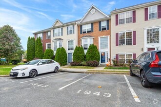 Building Photo - 1943 Crossing Stone Ct