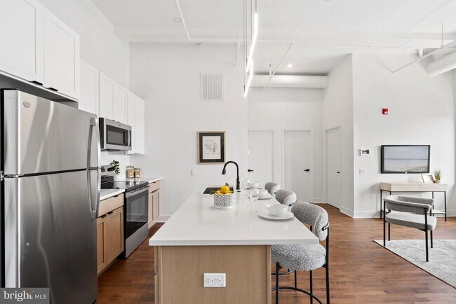 Foto del edificio - 240 Hermitage St