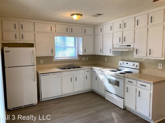 Foto del edificio - 2 br, 1.5 bath House - 108 Jackson Drive
