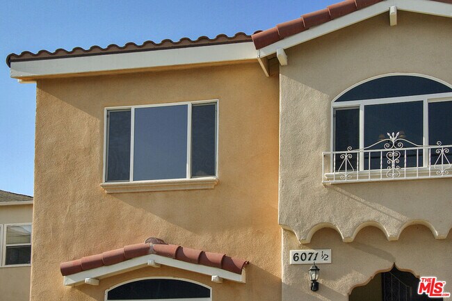 Foto del edificio - 6071 1/2 Pickford St