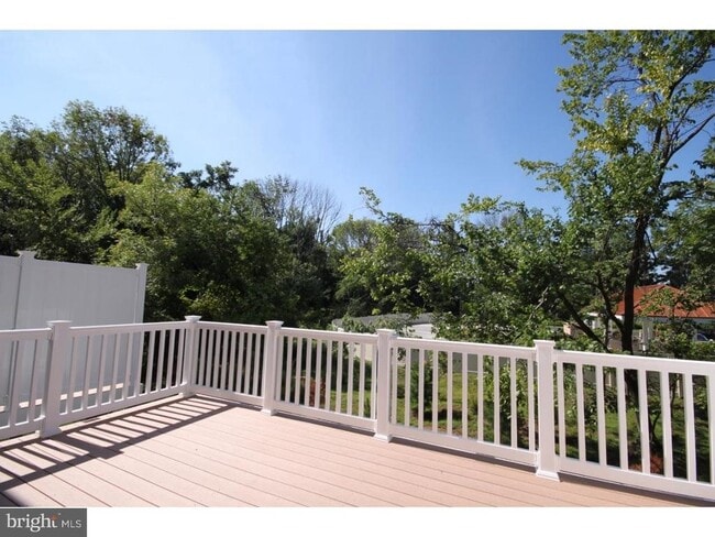 Building Photo - 1816 Pinnacle Dr