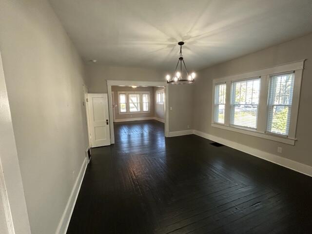 Foto del edificio - 311 E Main St