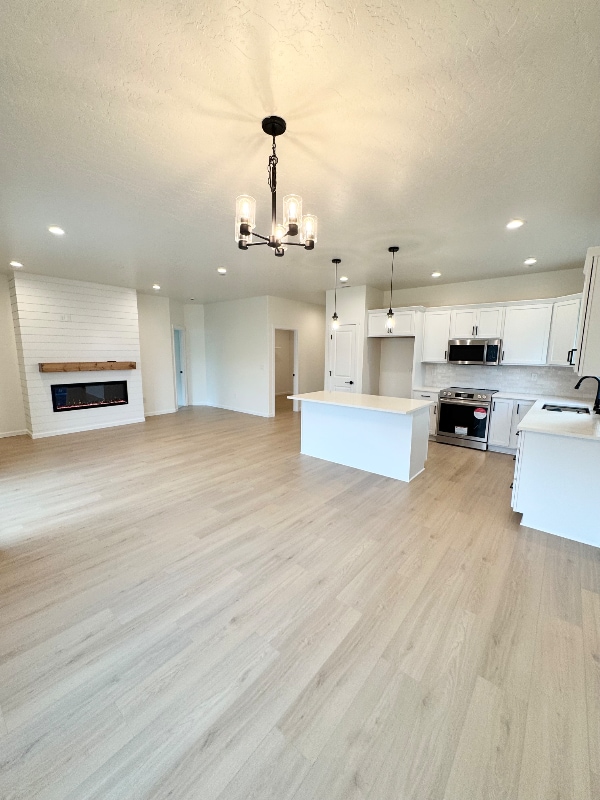 Building Photo - 3866 Barbera St