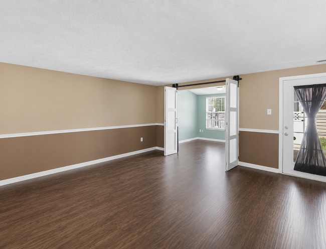 Building Photo - 912 Jessicas Ln