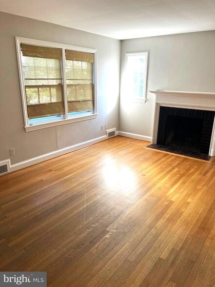 Photo - 6110 Wynnwood Rd House