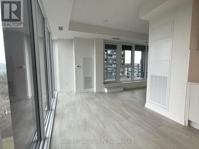 Building Photo - 5 Quarrington Lane