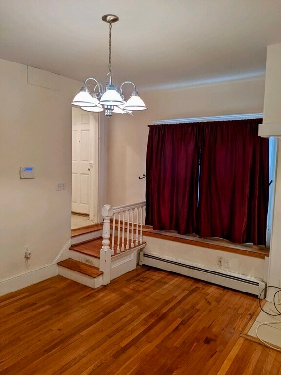 Foto del edificio - 170 Bellingham Ave