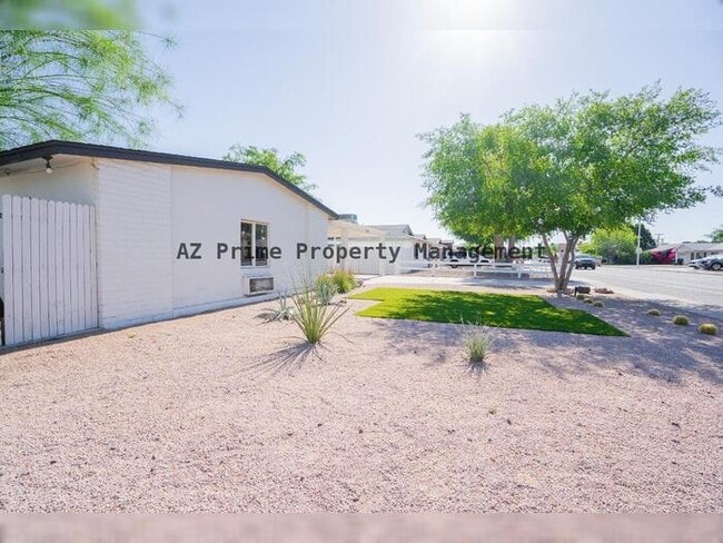 Building Photo - 8139 E Osborn Rd