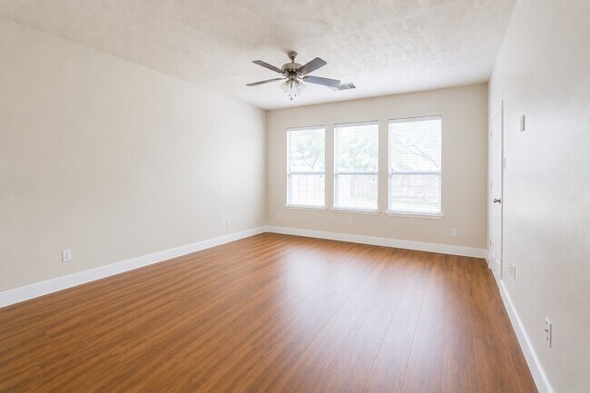 Building Photo - 19326 Poppy Grove Ln