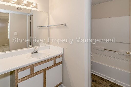 Building Photo - 306 Wild Forest Dr