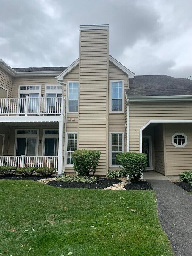 1111 Hampton Place Blvd Unit 1111, Troy, NY 12180 Condo for Rent in