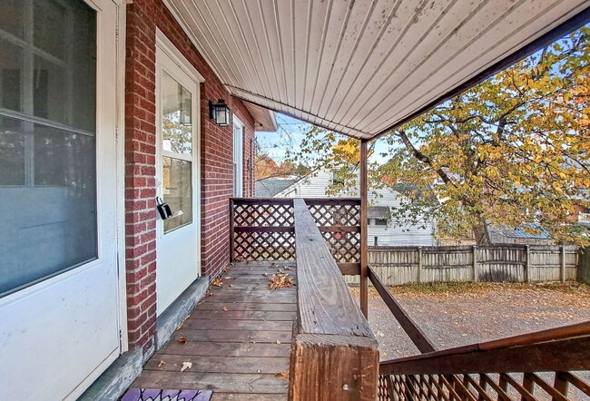 Photo - 724 Brookline Ave Townhome