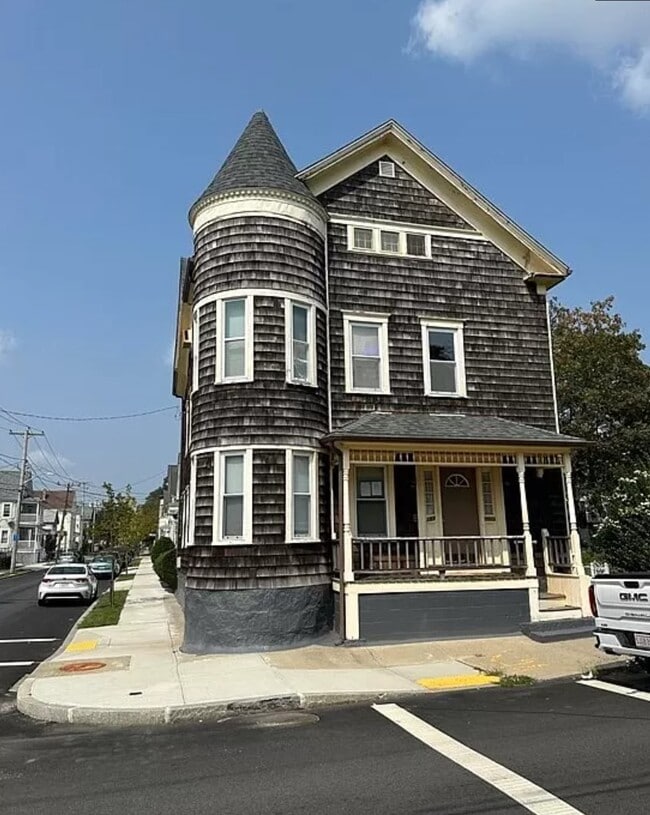 159 Hillman St Unit 1, New Bedford, MA 02740 Apartments in New