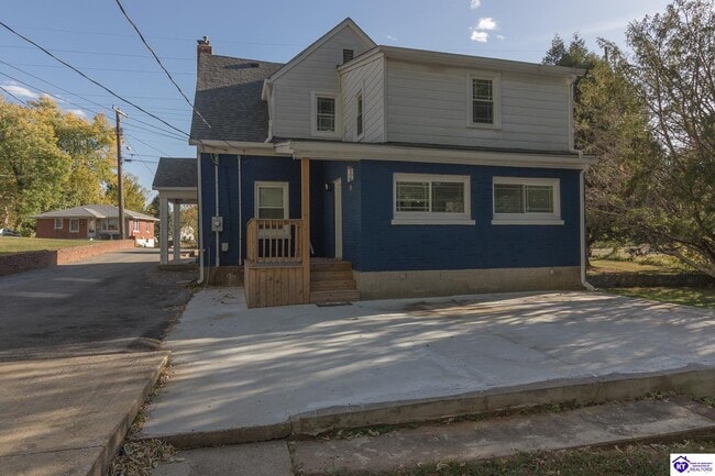 Building Photo - 307 Central Ave