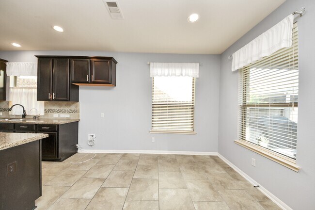Foto del edificio - 20714 S Blue Hyacinth Dr