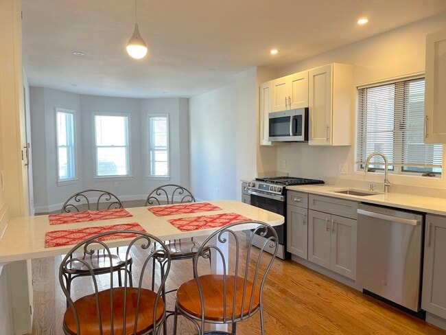 Foto del edificio - 1 Oliver Rd