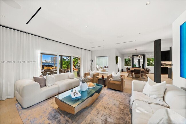 Foto del edificio - 244 W San Marino Dr