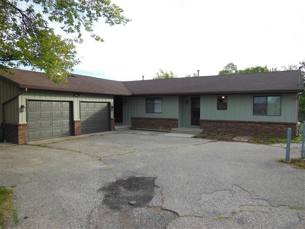 Primary Photo - 2109 60th St SE