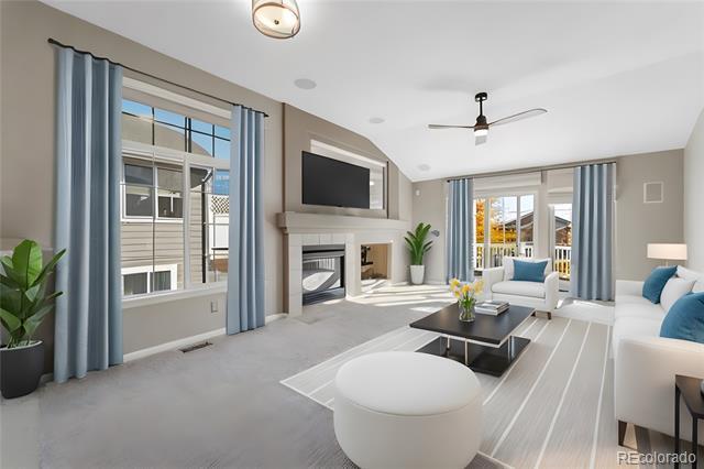 Foto del edificio - 20644 E Lake Dr