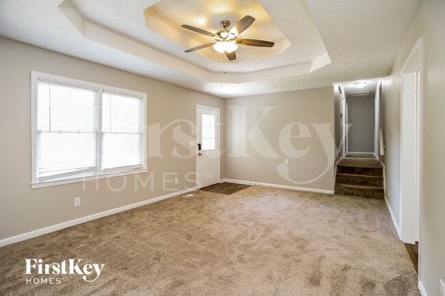 Building Photo - 127 McWhirter Pl