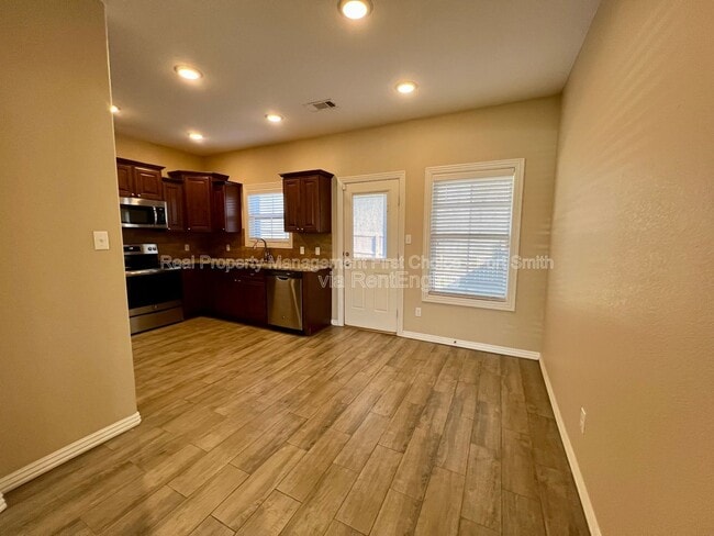 Building Photo - 9901 Landry Dr