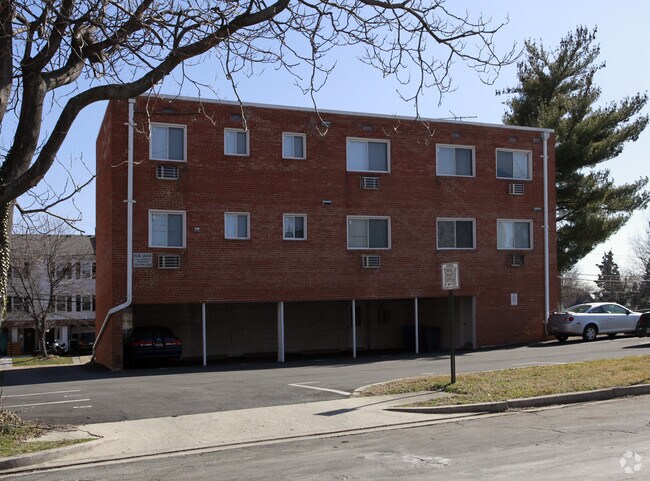 Foto del edificio - 616 N Piedmont St