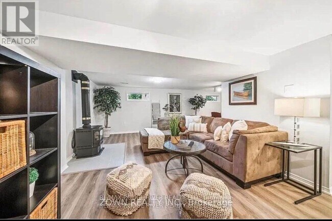 Photo du bâtiment - 29 Rodarick Dr