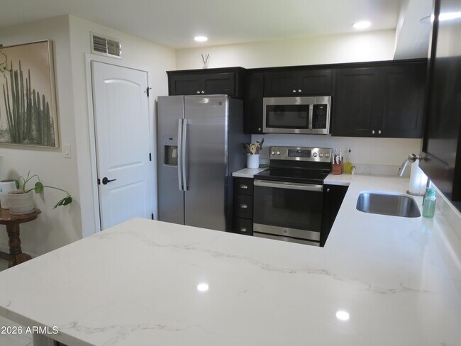 Foto del edificio - 6212 N 13th Pl