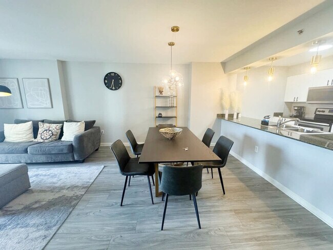 Foto del edificio - 1 SE 12th St